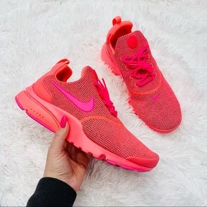 Nike Air Presto Flyknit Hot Punch Pink
